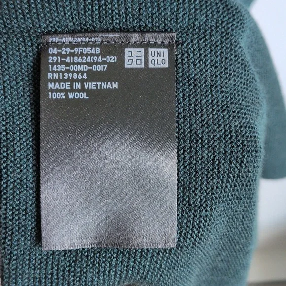 Uniqlo 3D Knit Merino Wool Flare Dress Forest Green - Picture 4 of 7